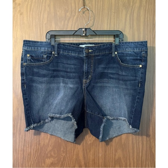Dark Wash Denim 5” Inseam Shorts - Picture 1 of 6